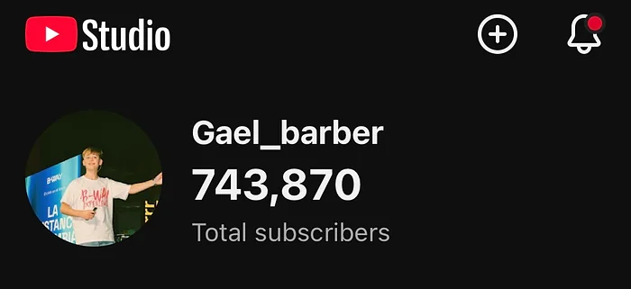 YouTube Studio de Gael_barber mostrando 743.870 suscriptores